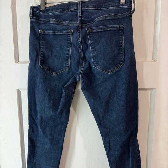 28” Banana Republic skinny jeans - Picture 3 of 4